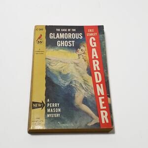 The Case of the Glamorous Ghost Erle Stanley Gardner Perry Mason 1958 Paperback